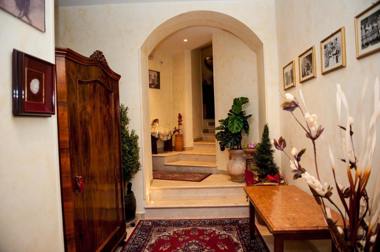 Casa Vacanza La Piazza Orvinio Exterior foto