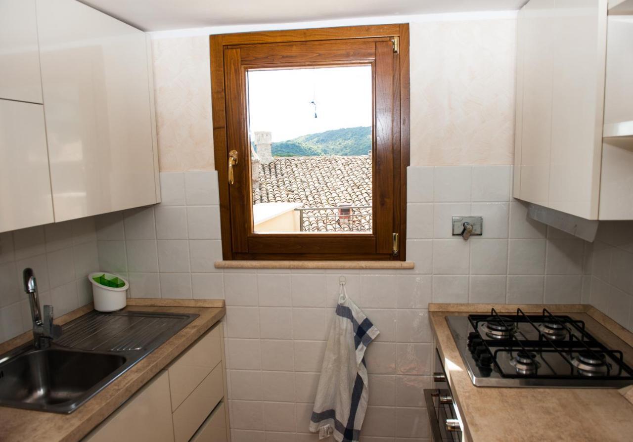Casa Vacanza La Piazza Orvinio Exterior foto